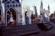 1981-Magic-Kingdom-Castle-Float-Tencennial-Parade