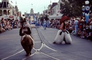 1981-Magic-Kingdom-Tencennial-Parade-Western-Goofy-and-Indian-Chip