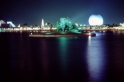 EPCOT-1982-Kodachrome-Spaceship-Earth-World-Showcase-Lagoon-Christmas-Tree-at-Night