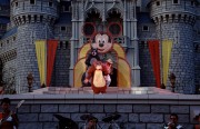 Disneymania-Stage-Show-Baloo-and-King-Louie-2000x1286
