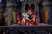 Disneymania-Stage-Show-Roger-Rabbit-2-2000x1311