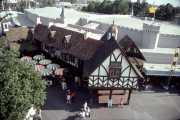 1_February-1982-Fantasyland-Foodservice-from-Skyway
