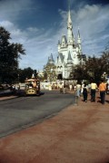MK-Nov-24-1979-Castle-Trolley-Hub-People