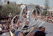 1975-Summer-America-on-Parade-2