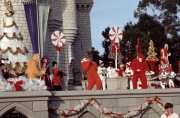 Circus-Monkeys-Christmas-Stage-Show-1978