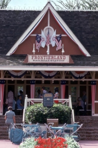 Frontierland Railroad Station