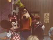 Magic Kingdom 1982 Goofy Minnie