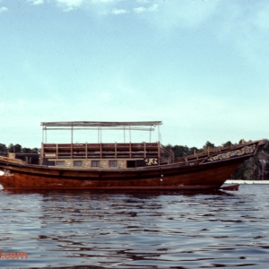 Eastern-Winds-Chinese-Junk-Moored-offshore-of-the-Polynesian-in-disrepair-in-March-1976