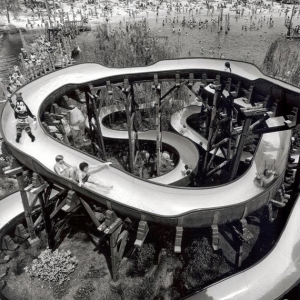 Hoop-'N-Holler Hollow (1978)