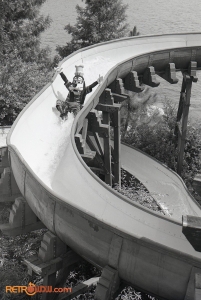 Goofy enjoying River Country's Whoop-'N-Holler Hollow Slide